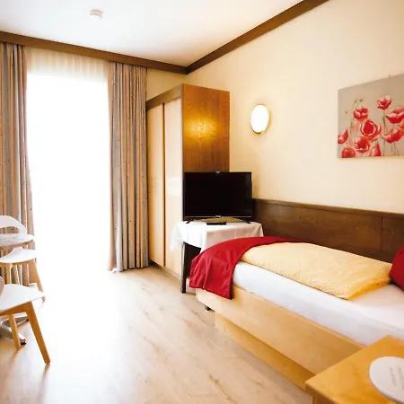 Гостевой дом Strandpension Seejuwel 3*